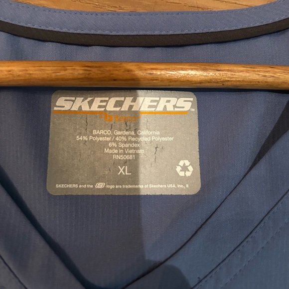 🩺 Sketchers by Barco Women's Scrub Set, Top XL and Pants Large in Ciel Blue - Picture 12 of 16